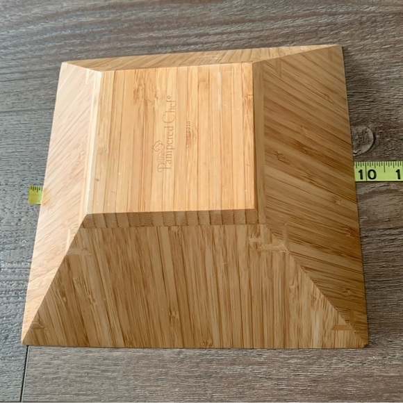 Pampered chef wood bowl - Picture 9 of 11